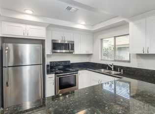 245 Oak Leaf Dr #207, Thousand Oaks, CA 91360