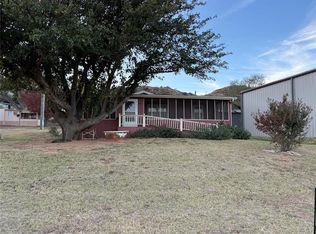 83 Hicks Mountain Rd, Lone Wolf, OK 73655