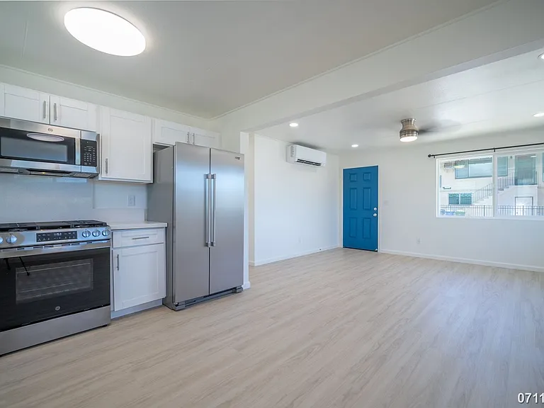 3484 Campbell Ave — Photo 7