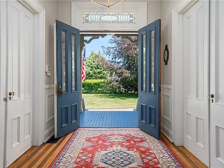 15 Berkeley Ave — Photo 4