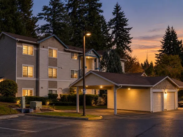 25235 SE Klahanie Boulevard #M202, Sammamish, WA 98029