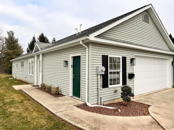 607 E 4th St, Northampton, PA 18067