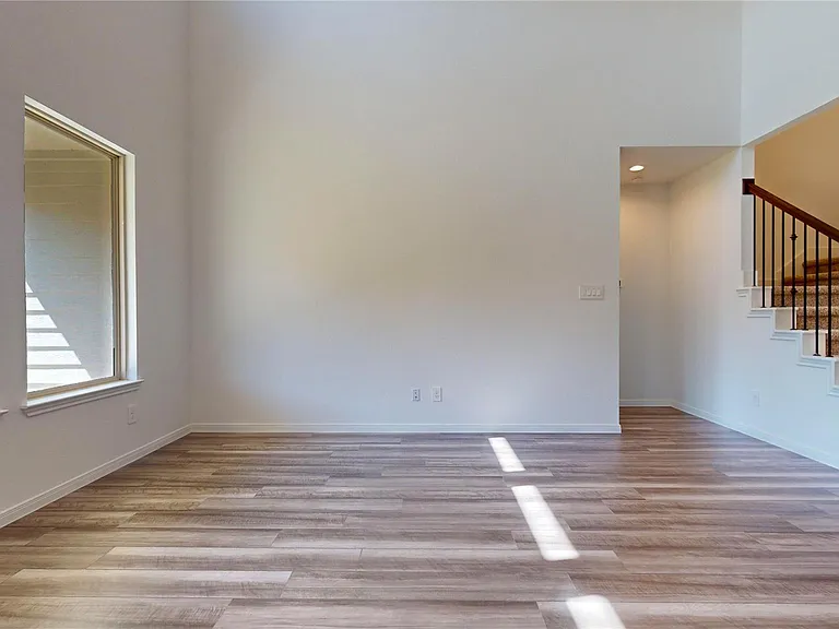 1522 Oakdale Crest Rd — Photo 9