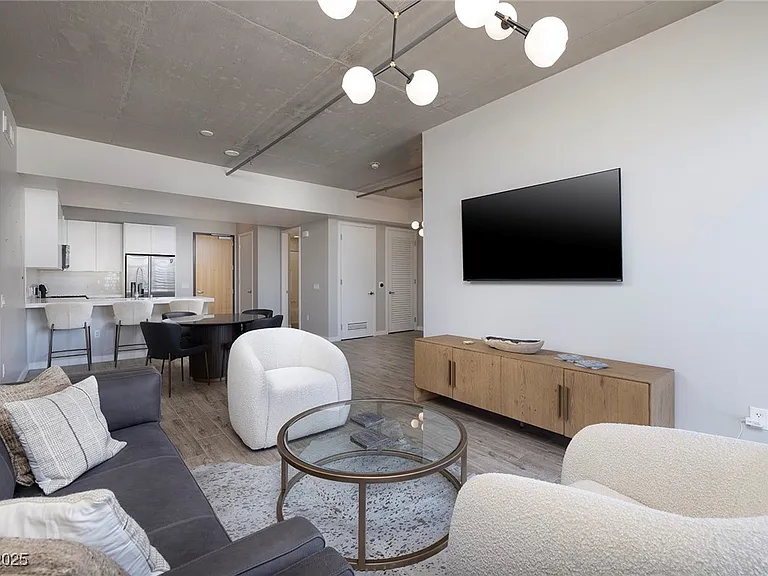 353 E Bonneville Ave #1006 — Photo 17