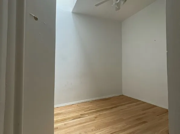 426 West 48th Street image 1 of 4