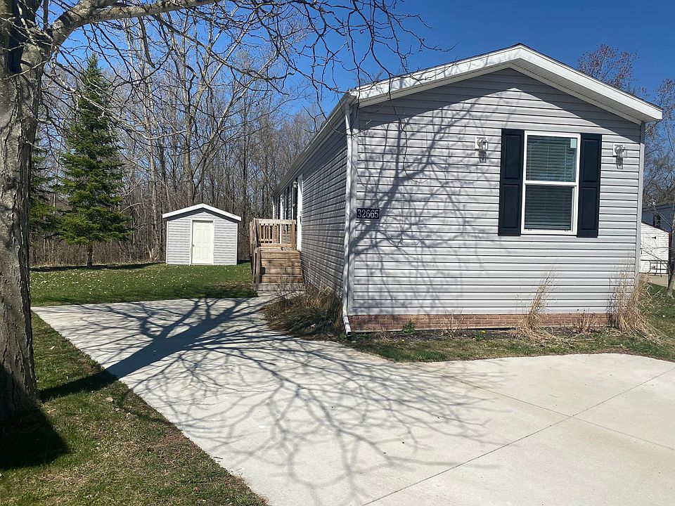 1st image of 32665 Susan Ct