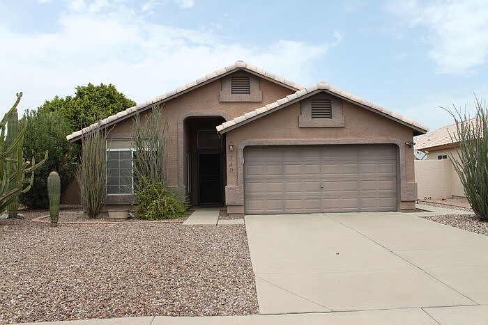 1st image of 740 W Baylor Ln
