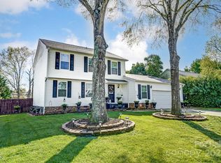2243 Flint Glenn Ln, Charlotte, NC 28262