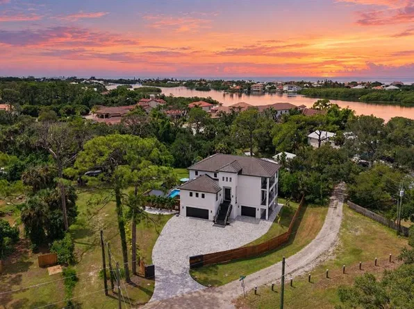 327 ROBERTS ROAD, NOKOMIS, FL 34275