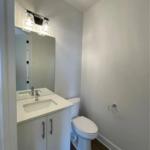 175 Doan Dr #105 — Photo 4