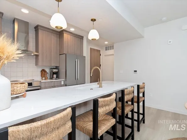 4184 E Haystack St APT 206, Boise, ID 83716