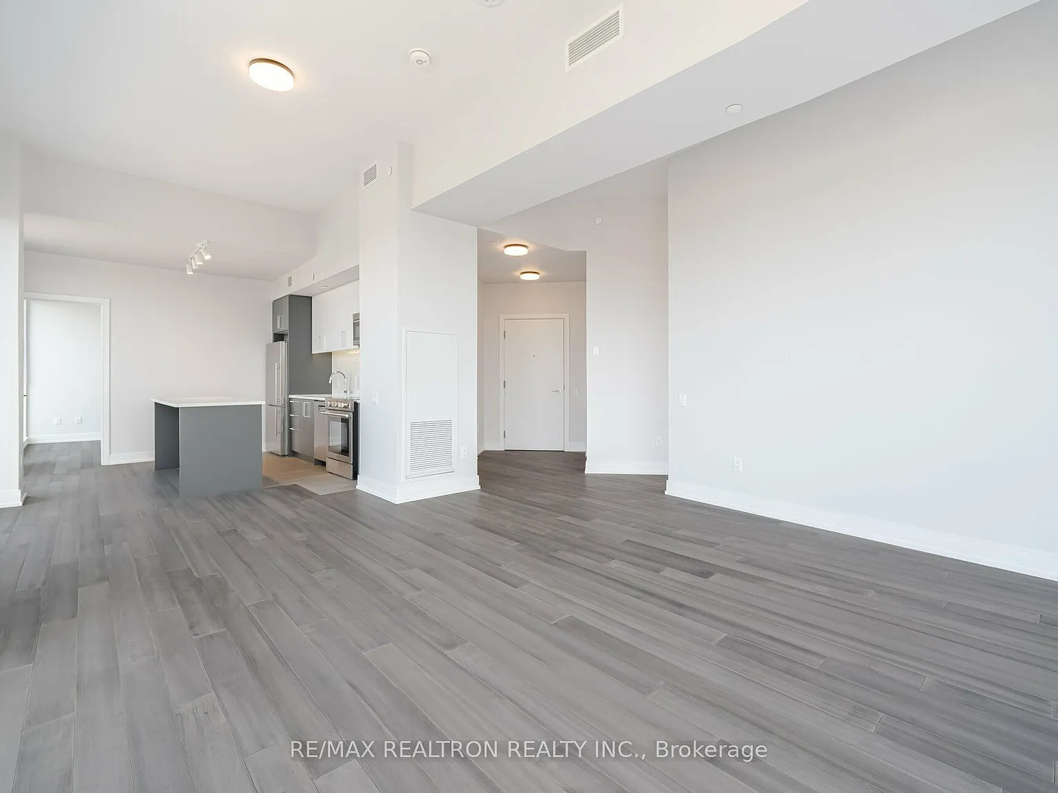 2 bed, $4,595 — Photo 3