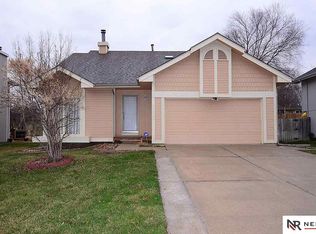 16266 Riggs St, Omaha, NE 68135