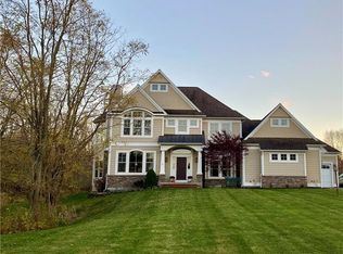 281 Eastham Ct, Webster, NY 14580