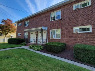 48 River St, East Rutherford, NJ, 07073