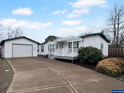 658 Royalty Cir NE, Salem, OR, 97301