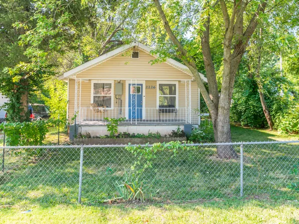 2226 W Mount Vernon Street, Springfield, MO 65802