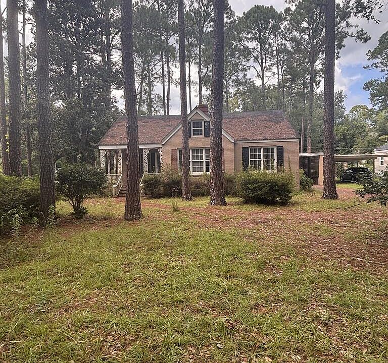 1st image of 717 8th Ave