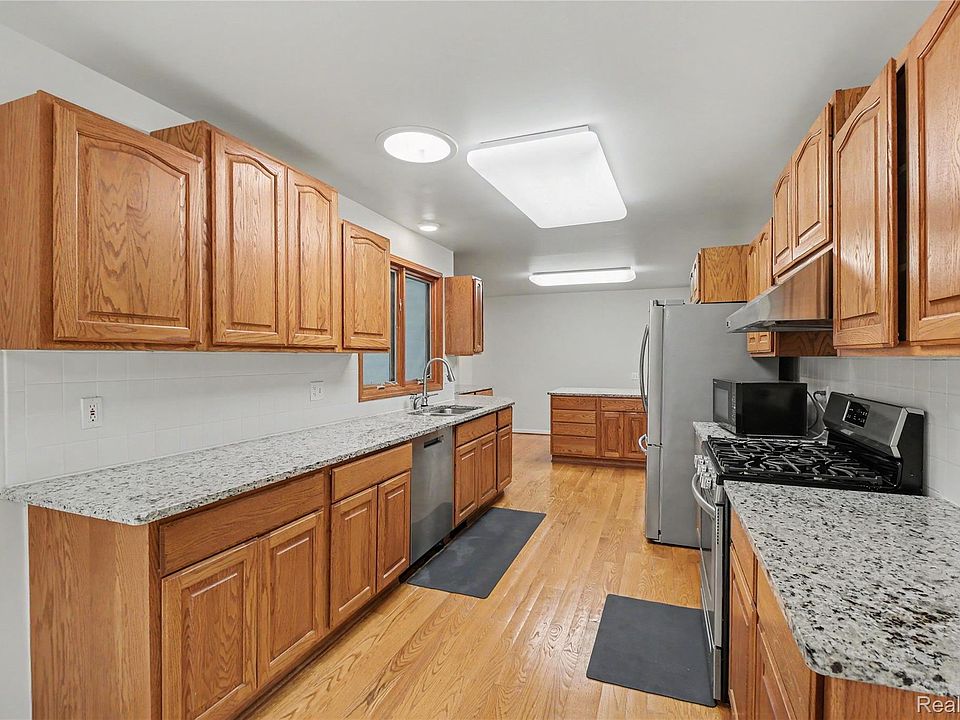 2240 Hidden Lake Trl, photo 5