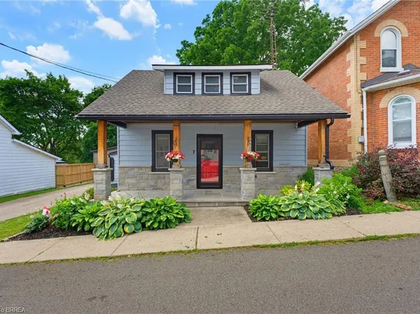 7 Lorimer St, Brant, ON N0E 1N0