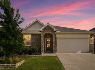 11600 Silver Queen Dr, Aubrey, TX 76227