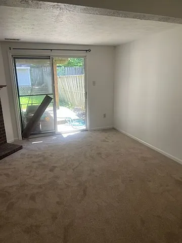 1422 Tarragon Ct — Photo 11