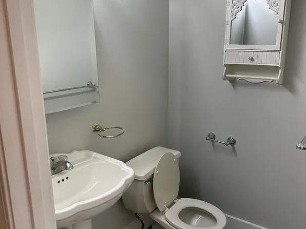 9 Grimes St #2B, Boston, MA 02127