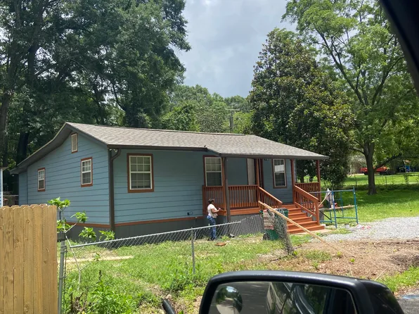 515 2nd Ave E #2, Wiggins, MS 39577