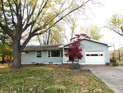 1880 W Ogden Cir, Benton Harbor, MI, 49022