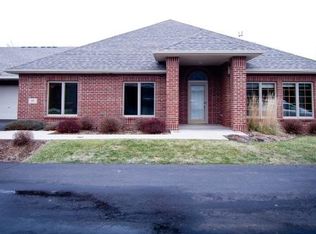 89 Deerwood Ct, Hudson, WI 54016