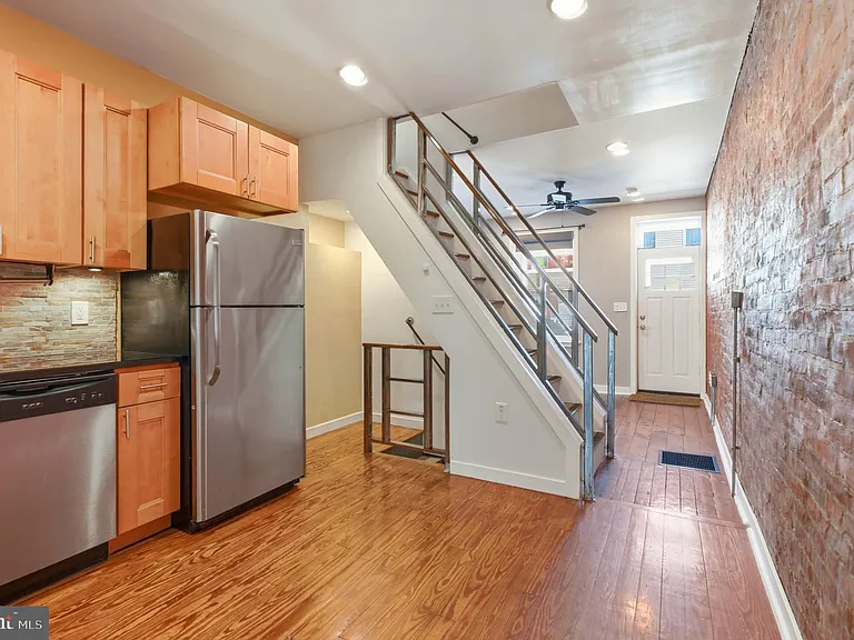2663 Martha St — Photo 1