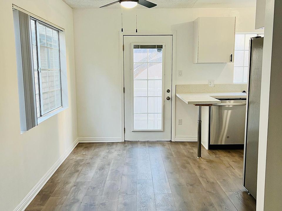 Eat-in dining area with access to private yard