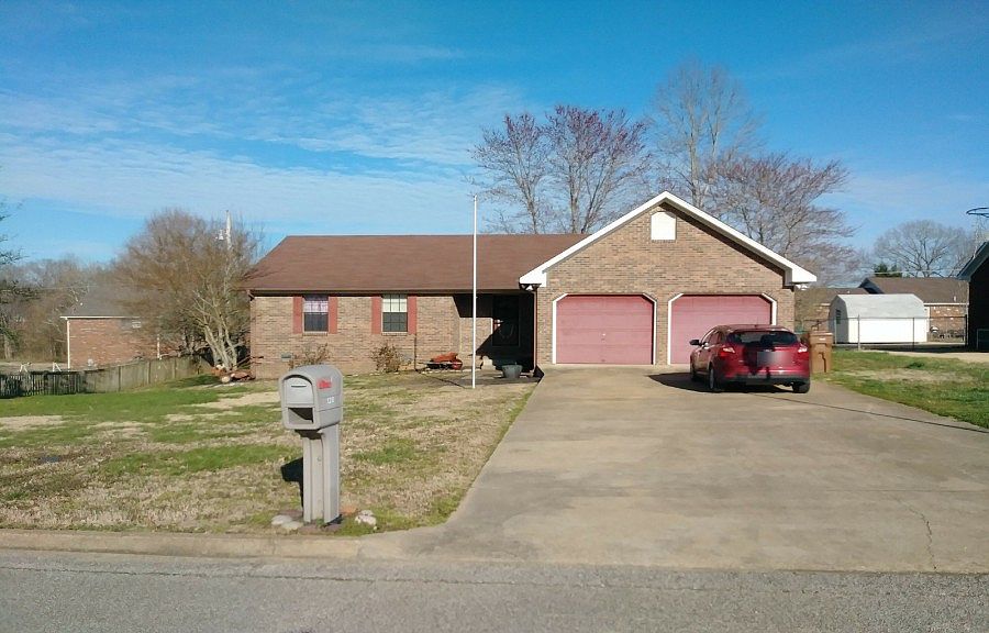 1st image of 120 Hedgewood Dr