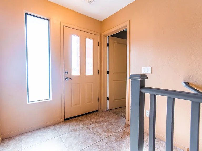 305 S Wilson St #102 — Photo 5