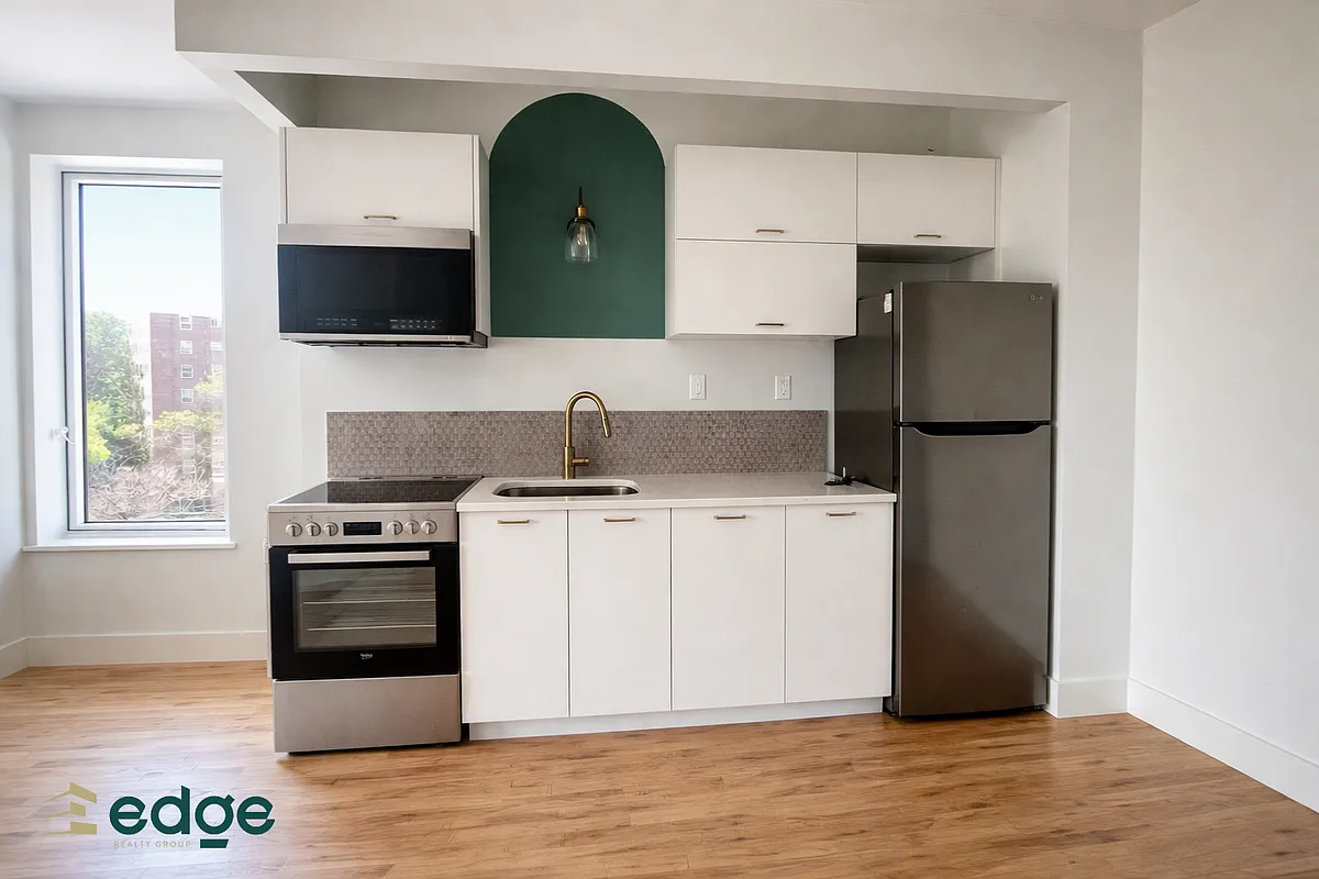 Building Photo - 3013 Barker Ave #7D