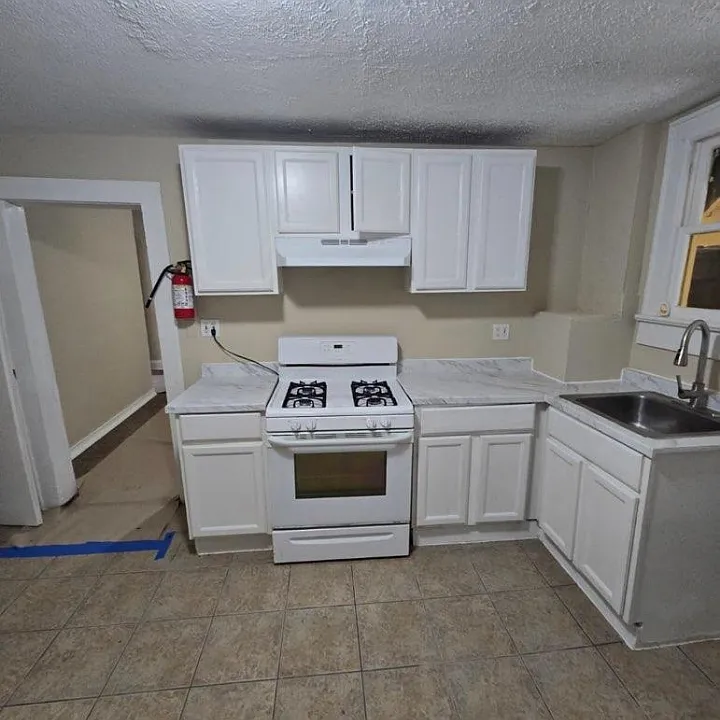 14 Nursery St #2L