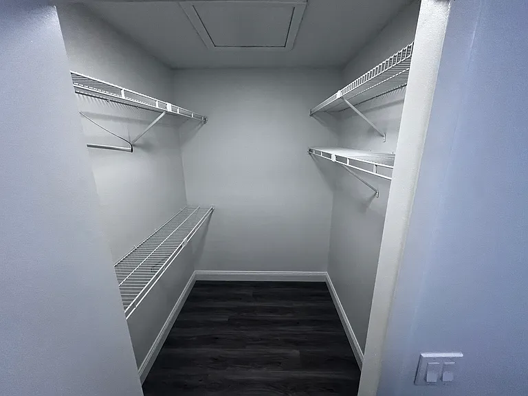 424 Newton Pl — Photo 7