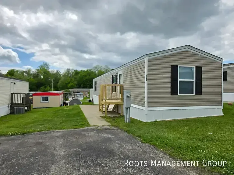 129 Dove Dr #129 — Photo 2