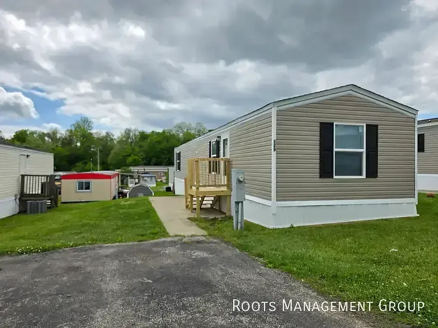 Building Photo - 129 Dove Dr #129