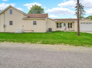 17011 14th Rd, Plymouth, IN 46563