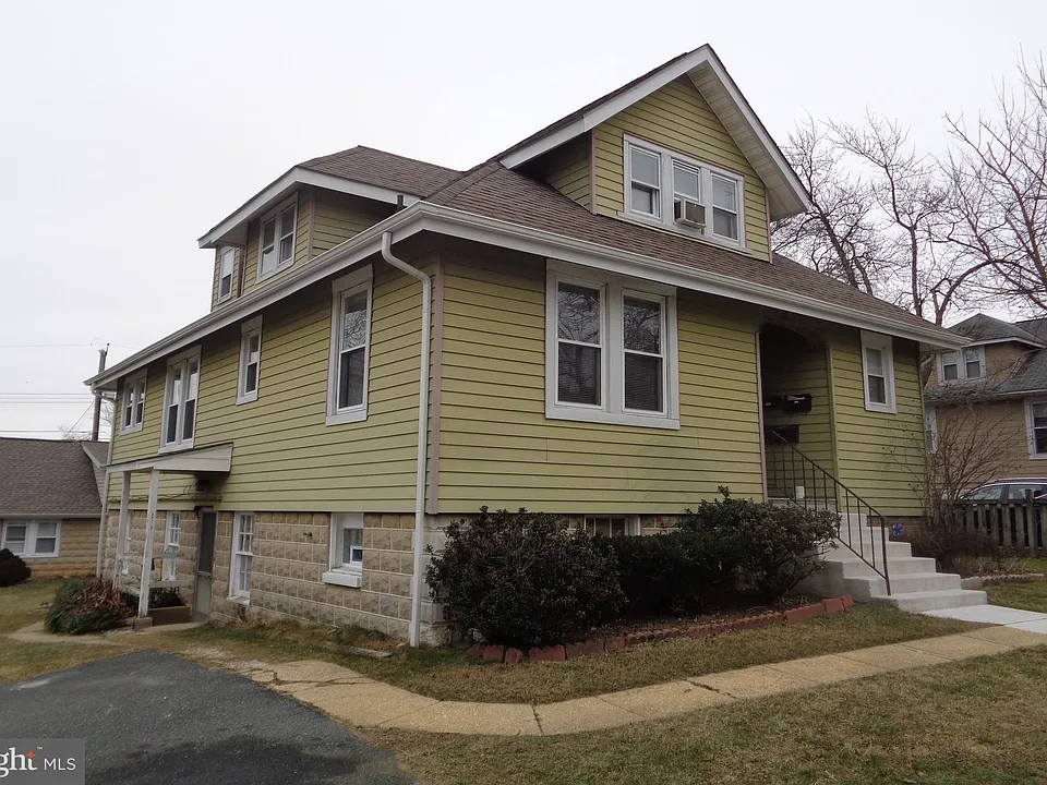 2800 Linwood Ave #D