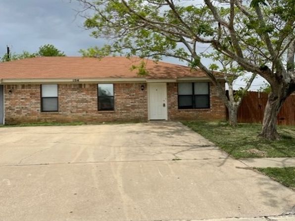 104 Horseshoe Dr #A