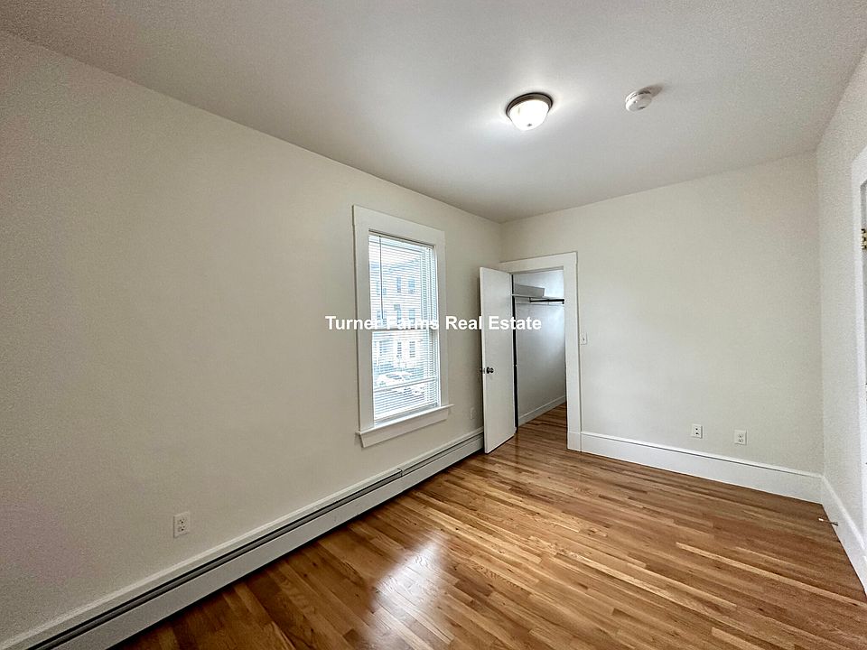 1st image of 11 Elder St #2R