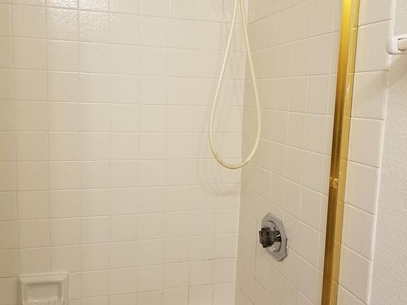 5th image of 3859 Shovler Lake Ct