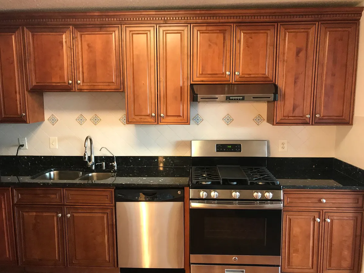 Building Photo - 5750 Bou Ave #917