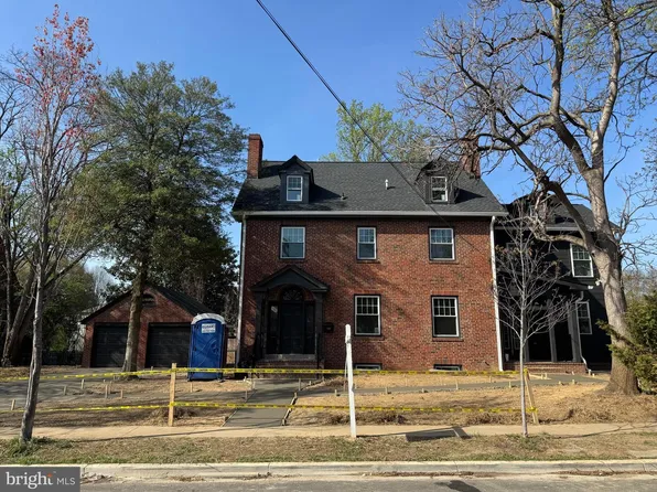 1307 22nd St S, Arlington, VA 22202