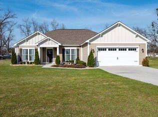 332 Buck Run Dr W, Leesburg, GA 31763