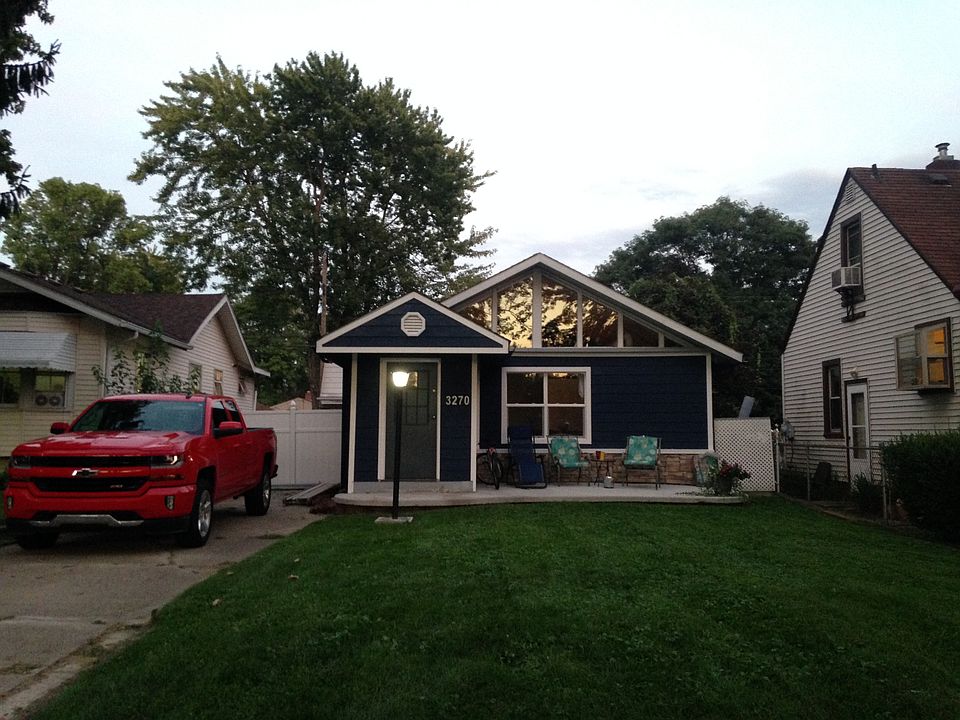 1st image of 3270 McDowell St
