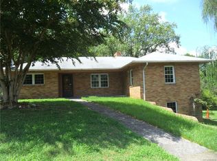 708 N 21st Ave, Hopewell, VA 23860