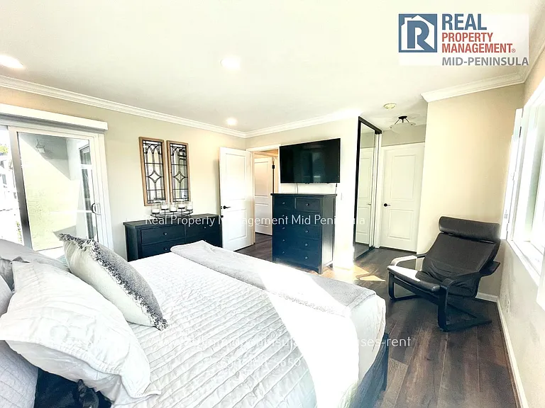 827 Phoenix Ln — Photo 21
